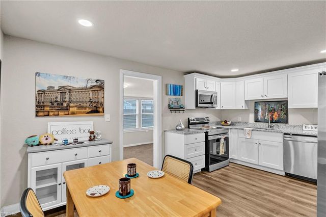 805 Wakefield AVE, Norfolk, VA 23502