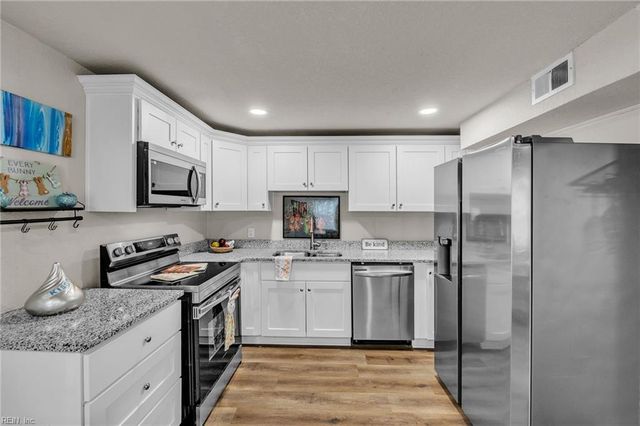 805 Wakefield AVE, Norfolk, VA 23502