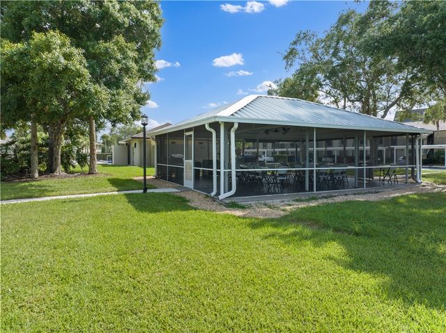 43 Plantation Drive 106, Vero Beach, FL 32966