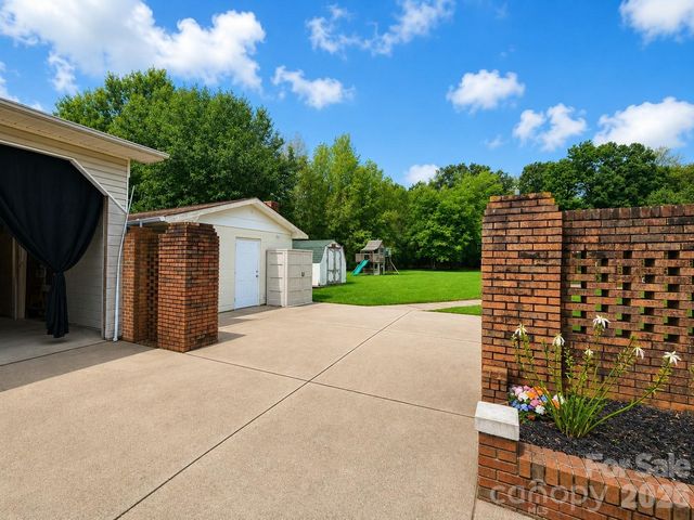 907 Sikes Mill Road, Monroe, NC 28110