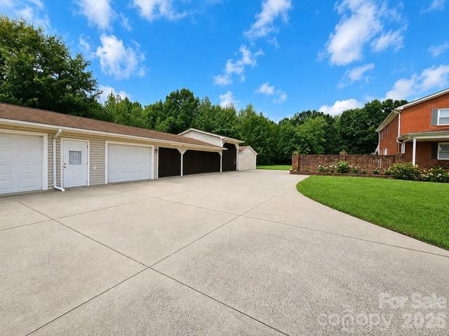 907 Sikes Mill Road, Monroe, NC 28110