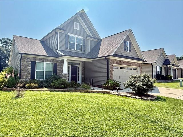 1494 Land Grove Drive, Kernersville, NC 27284