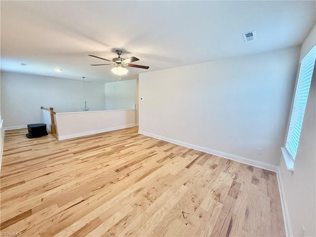 1494 Land Grove Drive, Kernersville, NC 27284