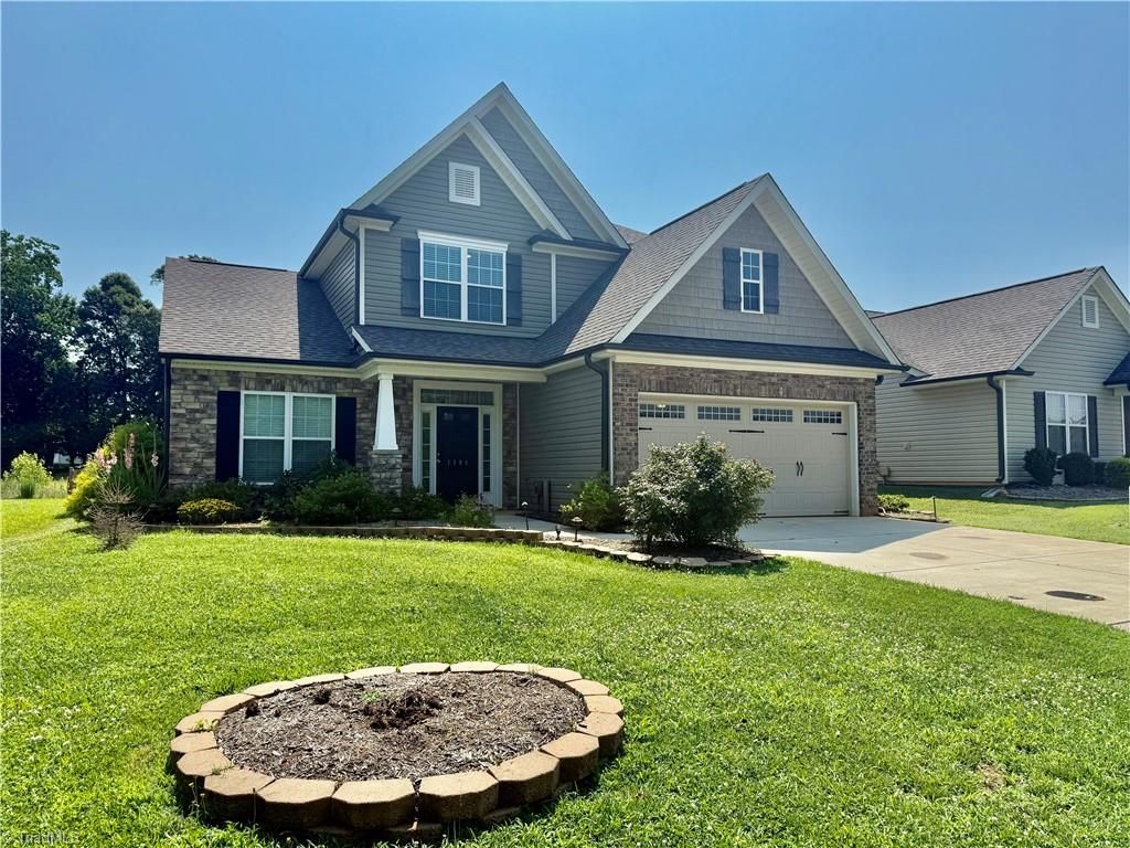 1494 Land Grove Drive, Kernersville, NC 27284