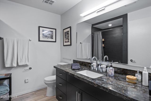 7157 E RANCHO VISTA Drive 2005, Scottsdale, AZ 85251