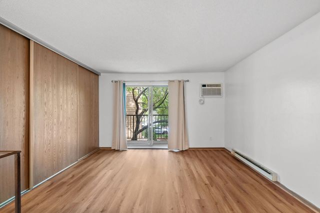 2260 Ridge Drive 12, Saint Louis Park, MN 55416