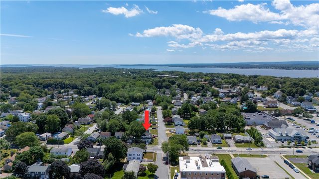 53 Wampanoag Trail, Riverside, RI 02915
