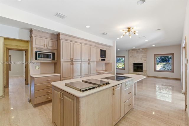 9930 SW 145th St, Miami, FL 33176