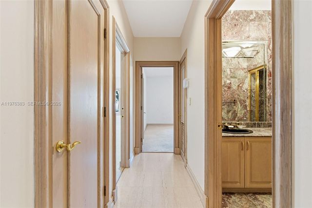 9930 SW 145th St, Miami, FL 33176