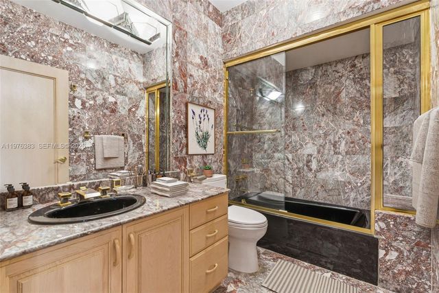 9930 SW 145th St, Miami, FL 33176