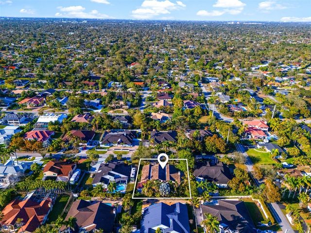 9930 SW 145th St, Miami, FL 33176