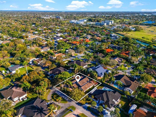 9930 SW 145th St, Miami, FL 33176