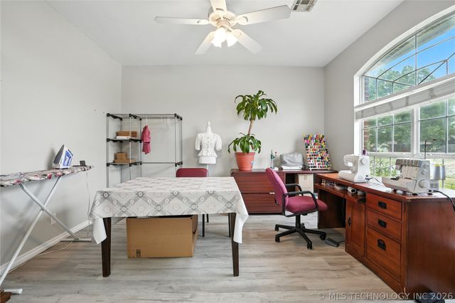 13846 S Nyssa Place, Glenpool, OK 74033
