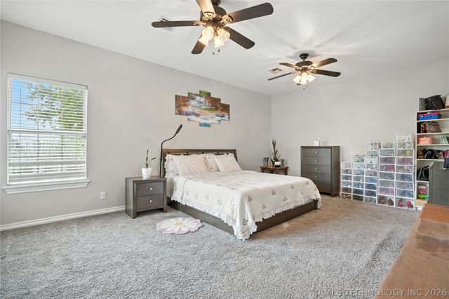 13846 S Nyssa Place, Glenpool, OK 74033