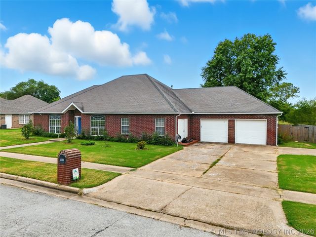 13846 S Nyssa Place, Glenpool, OK 74033