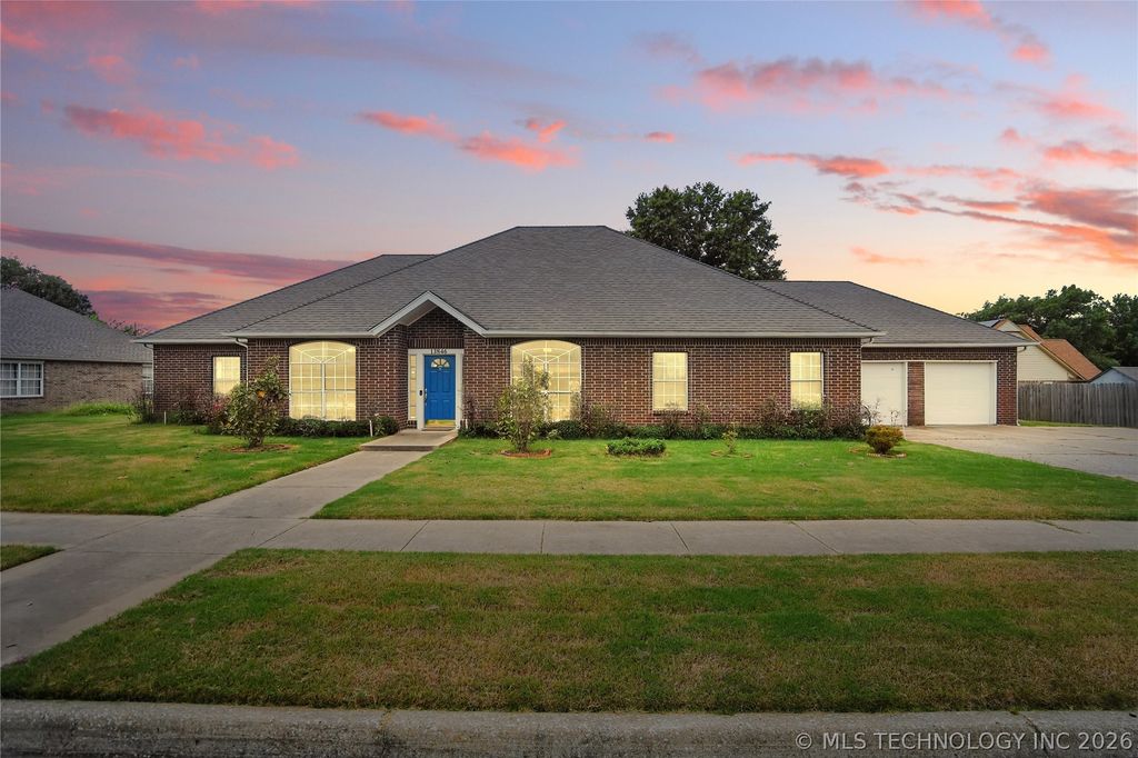 13846 S Nyssa Place, Glenpool, OK 74033