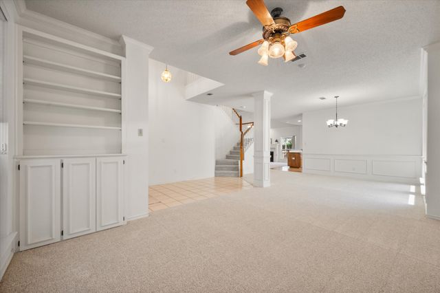 6505 Ashwood Drive, Arlington, TX 76016