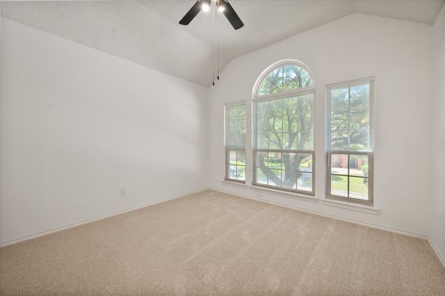 6505 Ashwood Drive, Arlington, TX 76016