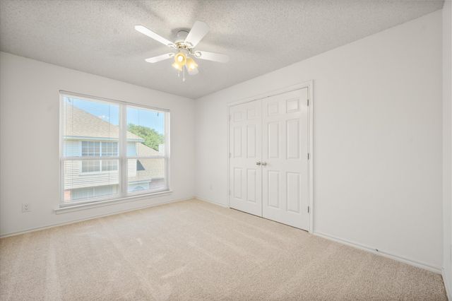 6505 Ashwood Drive, Arlington, TX 76016