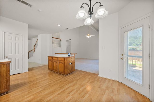 6505 Ashwood Drive, Arlington, TX 76016
