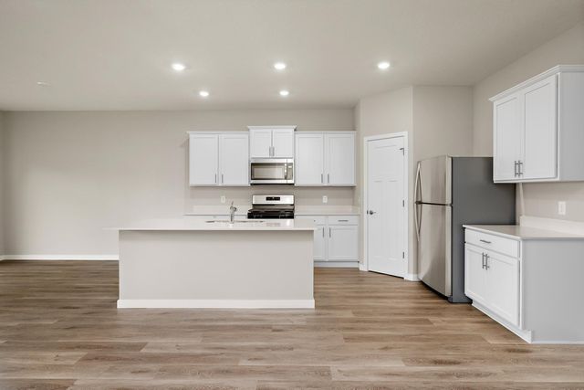 361 Florence Avenue S, Annandale, MN 55302