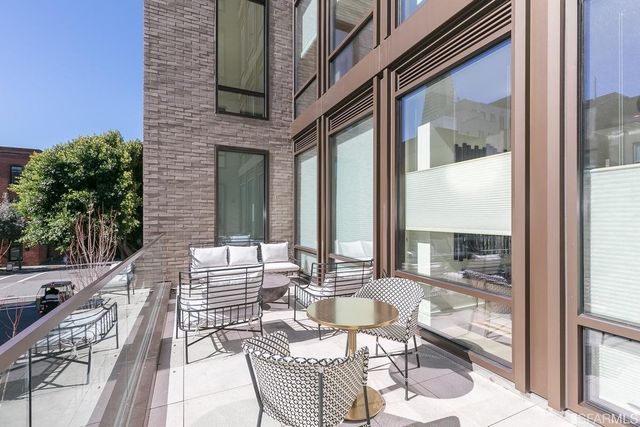 288 Pacific Avenue 2H, San Francisco, CA 94111