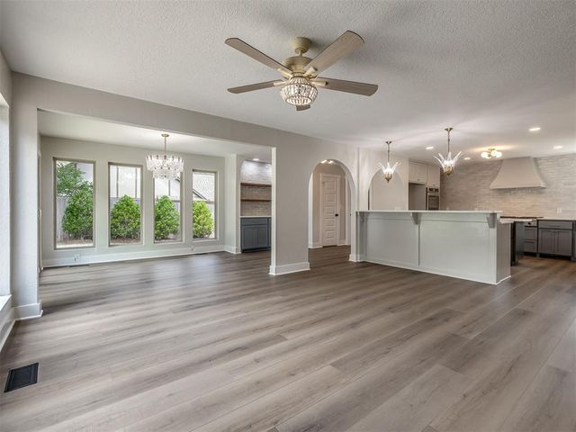 1801 Faircloud Drive, Edmond, OK 73034