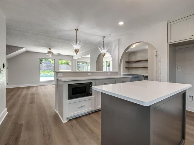 1801 Faircloud Drive, Edmond, OK 73034