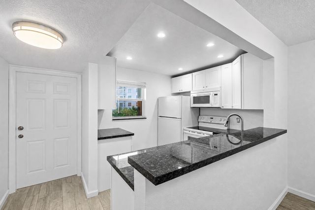 2929 S OCEAN Boulevard 2120, Boca Raton, FL 33432