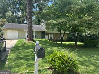 5658 Saint Thomas Drive, Lithonia, GA 30058
