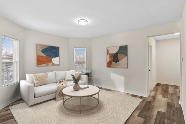 515 George Avenue 2, Waukegan, IL 60085