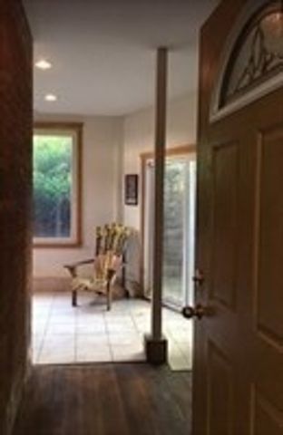 19 University Road 1, Brookline, MA 02445