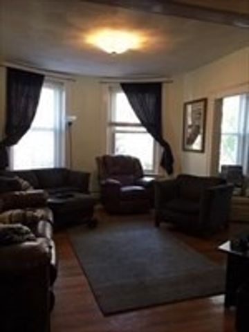 19 University Road 1, Brookline, MA 02445