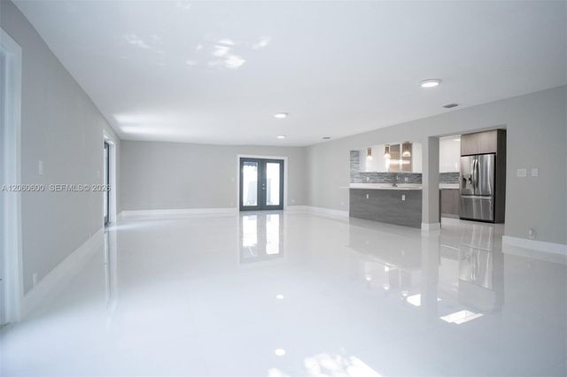 1321 NE 14th Street, Fort Lauderdale, FL 33304