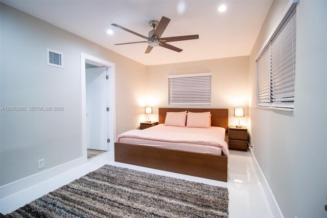 1321 NE 14th Street, Fort Lauderdale, FL 33304