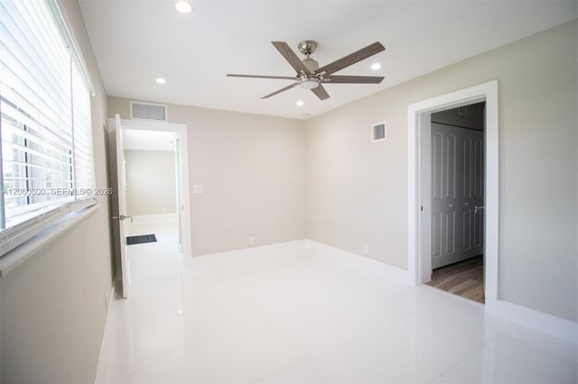 1321 NE 14th Street, Fort Lauderdale, FL 33304