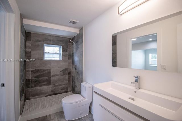 1321 NE 14th Street, Fort Lauderdale, FL 33304