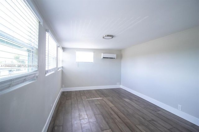 1321 NE 14th Street, Fort Lauderdale, FL 33304