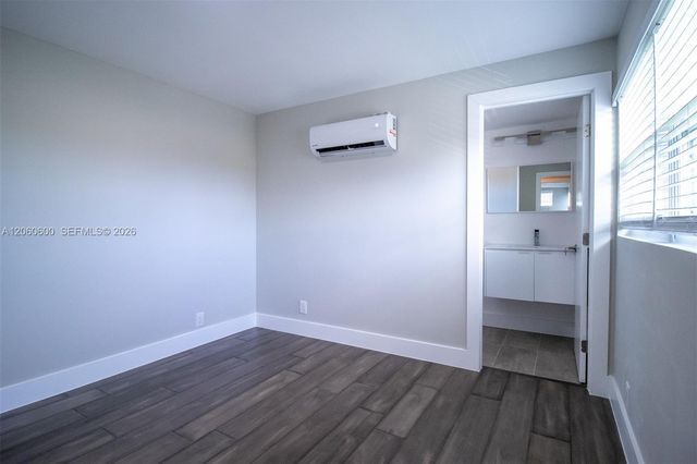 1321 NE 14th Street, Fort Lauderdale, FL 33304
