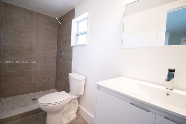 1321 NE 14th Street, Fort Lauderdale, FL 33304