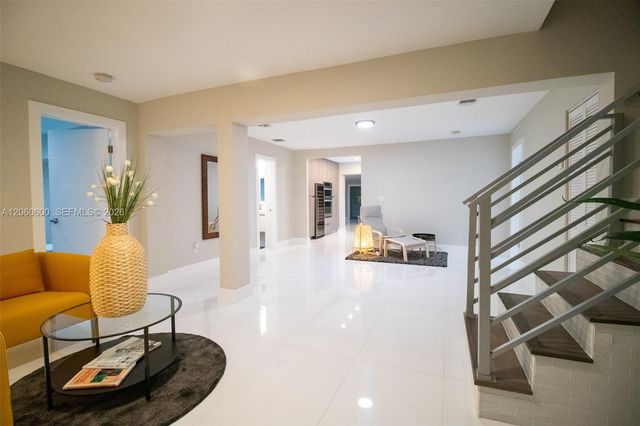 1321 NE 14th Street, Fort Lauderdale, FL 33304