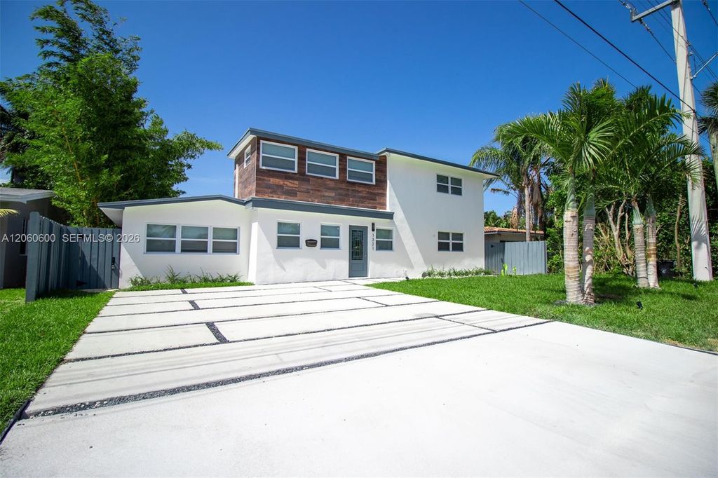 1321 NE 14th Street, Fort Lauderdale, FL 33304