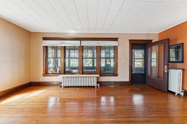 1722 James Avenue N, Minneapolis, MN 55411