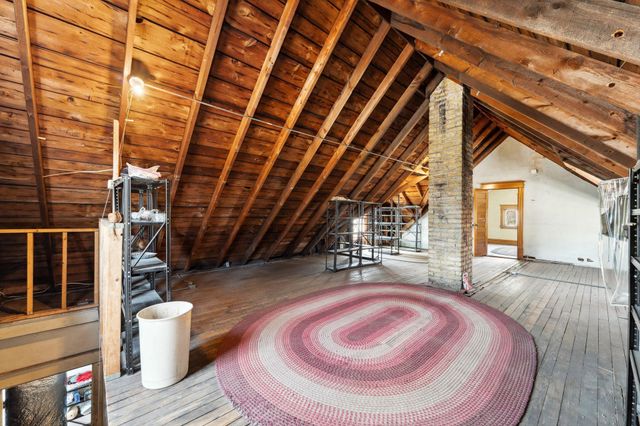 1722 James Avenue N, Minneapolis, MN 55411