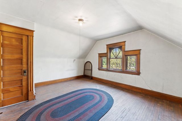 1722 James Avenue N, Minneapolis, MN 55411