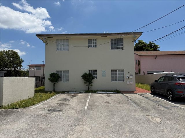 837 SE 8th Ct 4, Hialeah, FL 33010