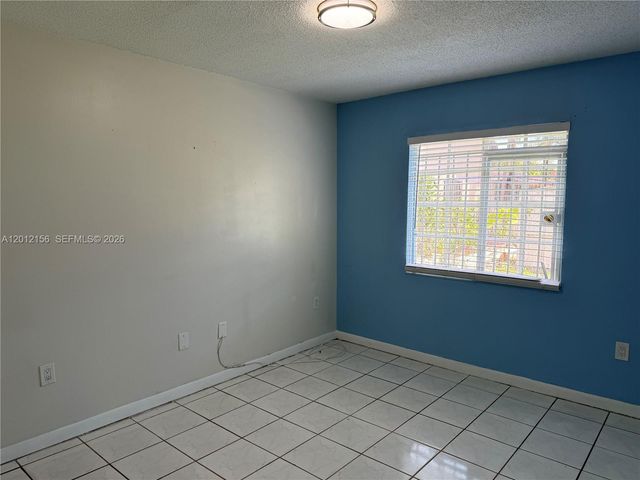 837 SE 8th Ct 4, Hialeah, FL 33010
