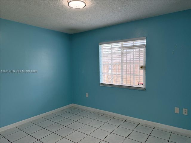 837 SE 8th Ct 4, Hialeah, FL 33010