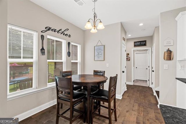 499 Oakland Drive SE, Calhoun, GA 30701