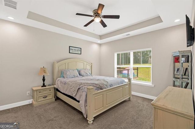499 Oakland Drive SE, Calhoun, GA 30701